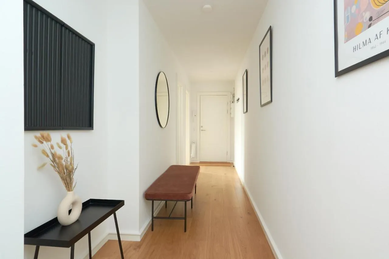 Stylish 2Br W Private Balcony In Cph City Centre Copenhagen Apartment