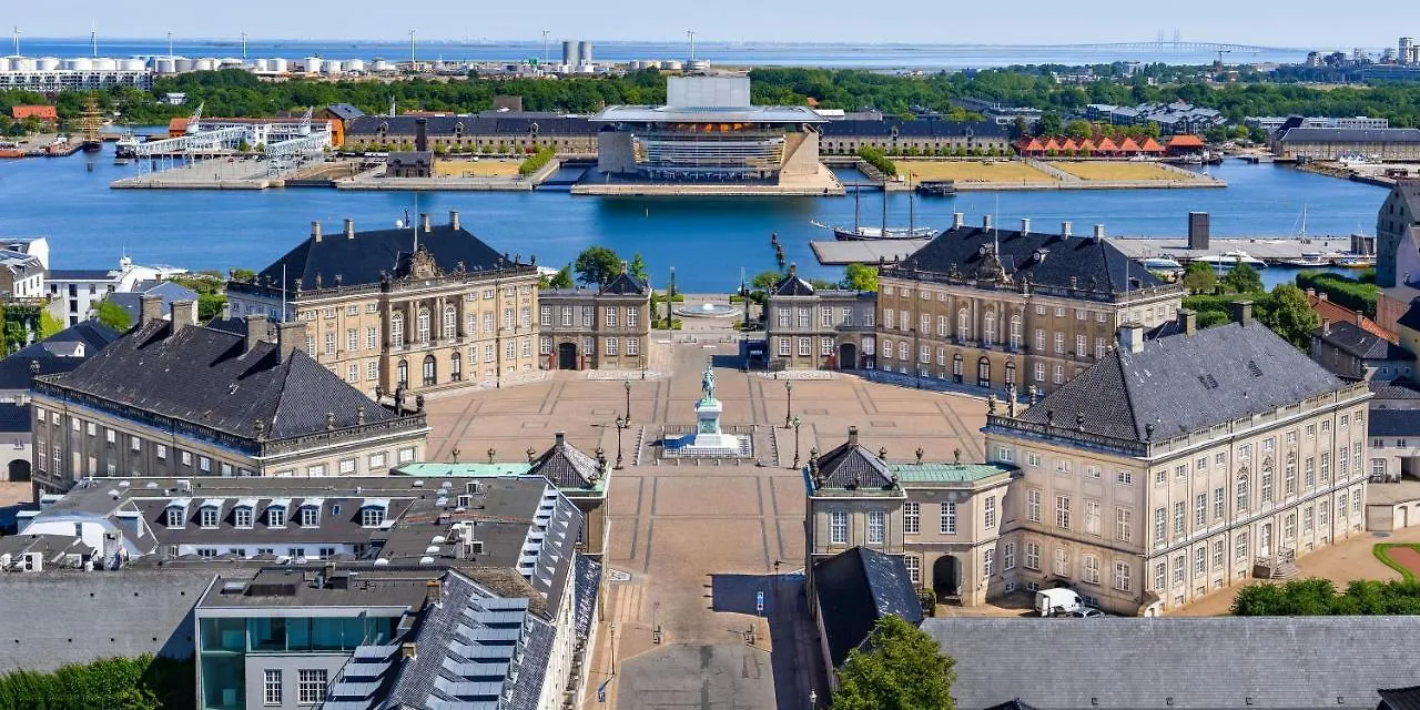 Stylish 2Br W Private Balcony In Cph City Centre Copenhagen Apartment